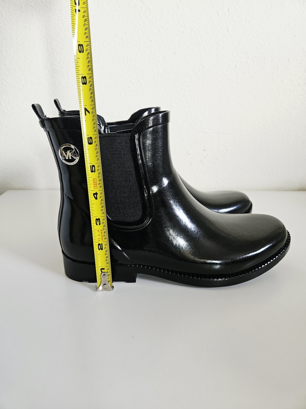 Michael Kors Women's Black Gloss Chelsea Rain Boots - Picture 6 of 7